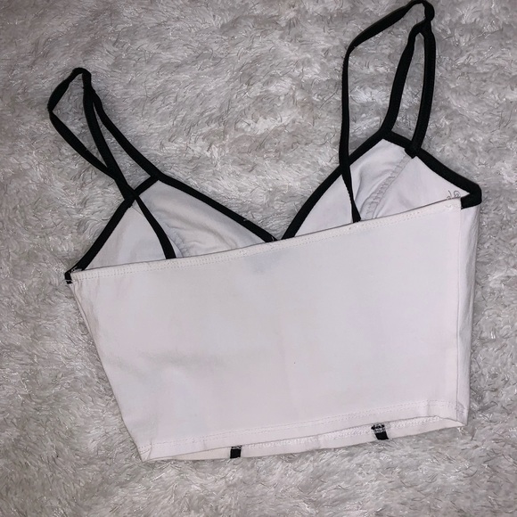 🎊💥🎉HOST PICK🔥💜Cute 🥰 Woman crop top Orr loved like new - Picture 5 of 12
